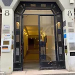 Superbe Studio Avec Mezzanine Au Centre De Paris