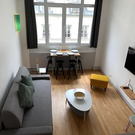 Superbe Avec Mezzanine Au Centre De